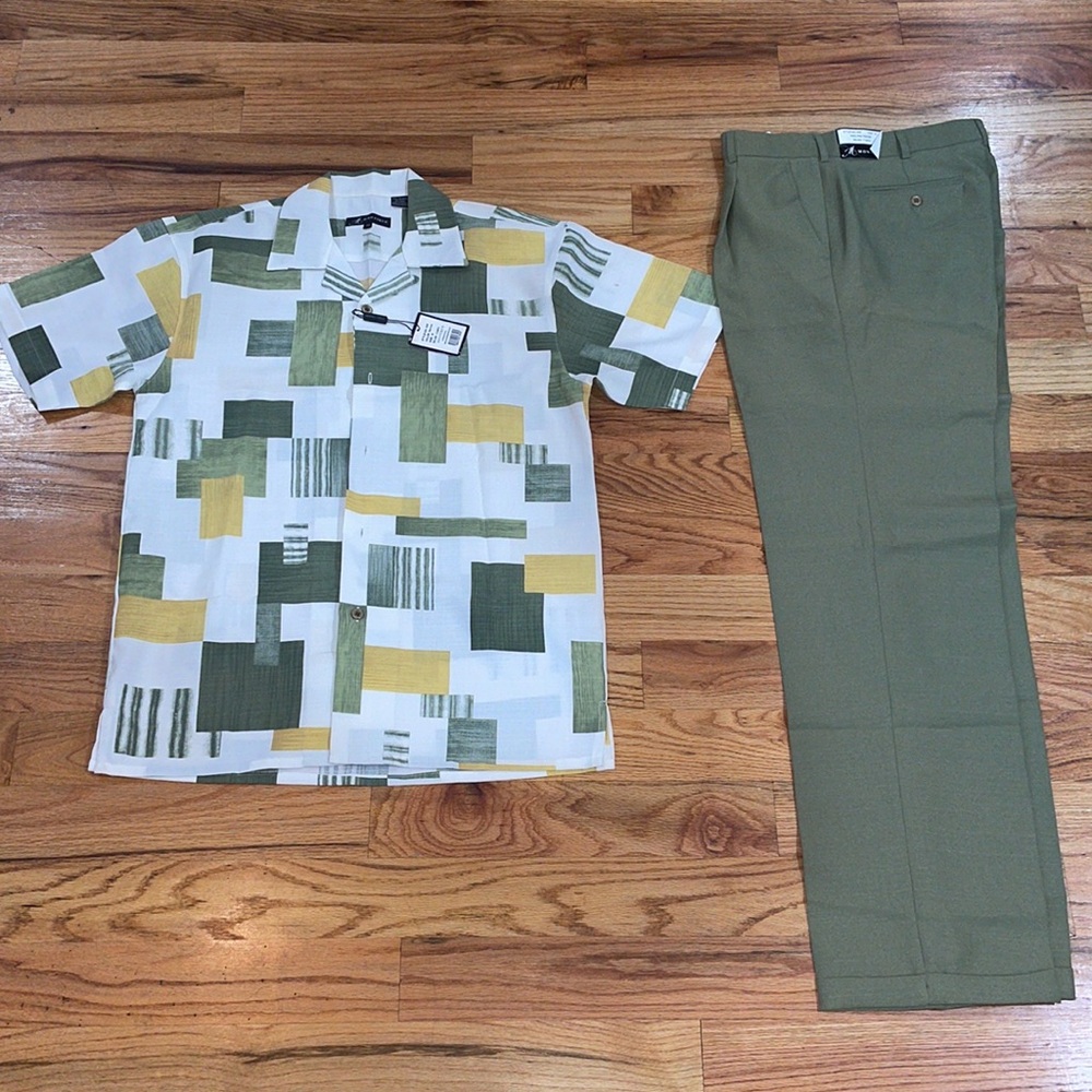 NEW Montique Geo Design Outfit Green Men's '2 piece suit  SHIRT W PANT M , 34